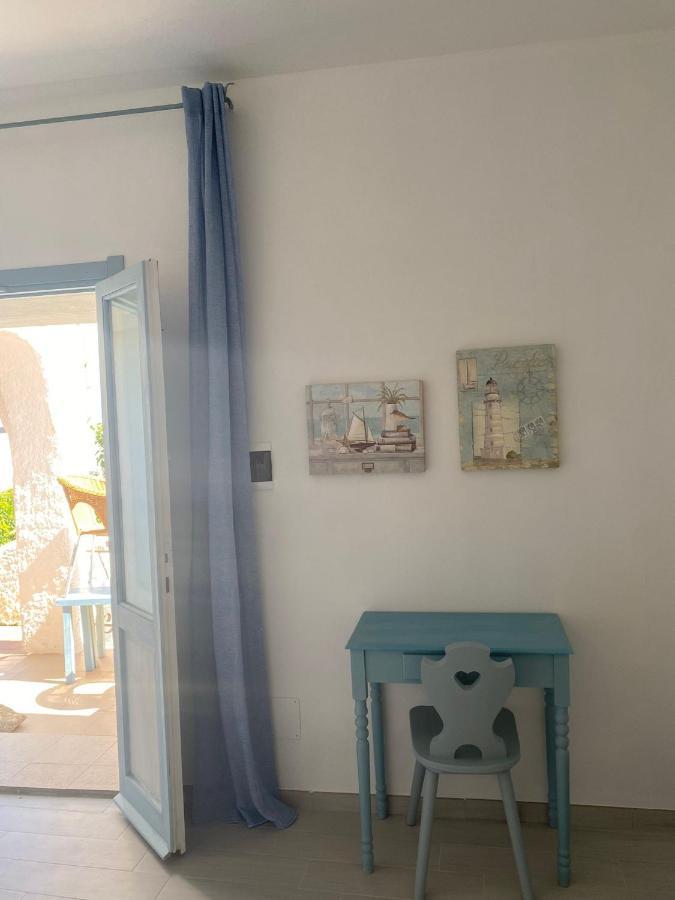 B&B A Due Passi Dal Mare Baja Sardinia Zewnętrze zdjęcie